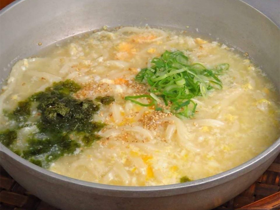 たまごとじうどん
